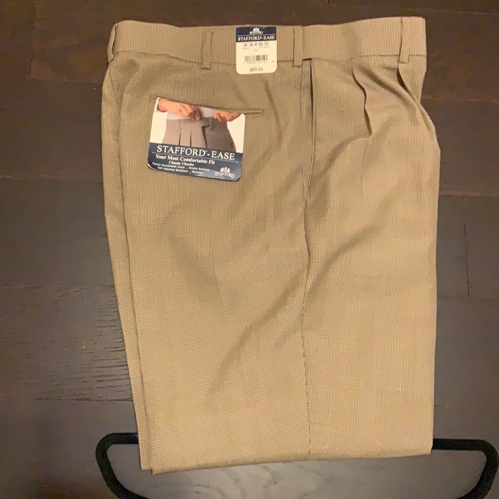 NWT Stafford-Ease Men’s Slacks. Size 36/30.